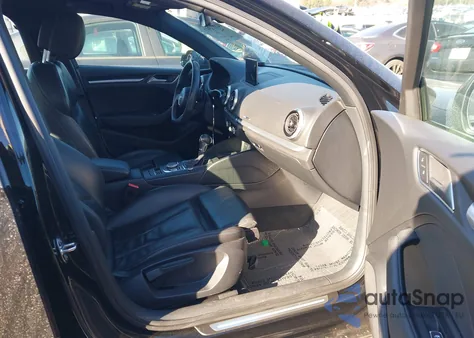 2020 Audi A3 Premium 40 Tfsi Front-Wheel Drive S Tronic z USA, uszkodzony, nr VIN WAUAUGFF2LA053467